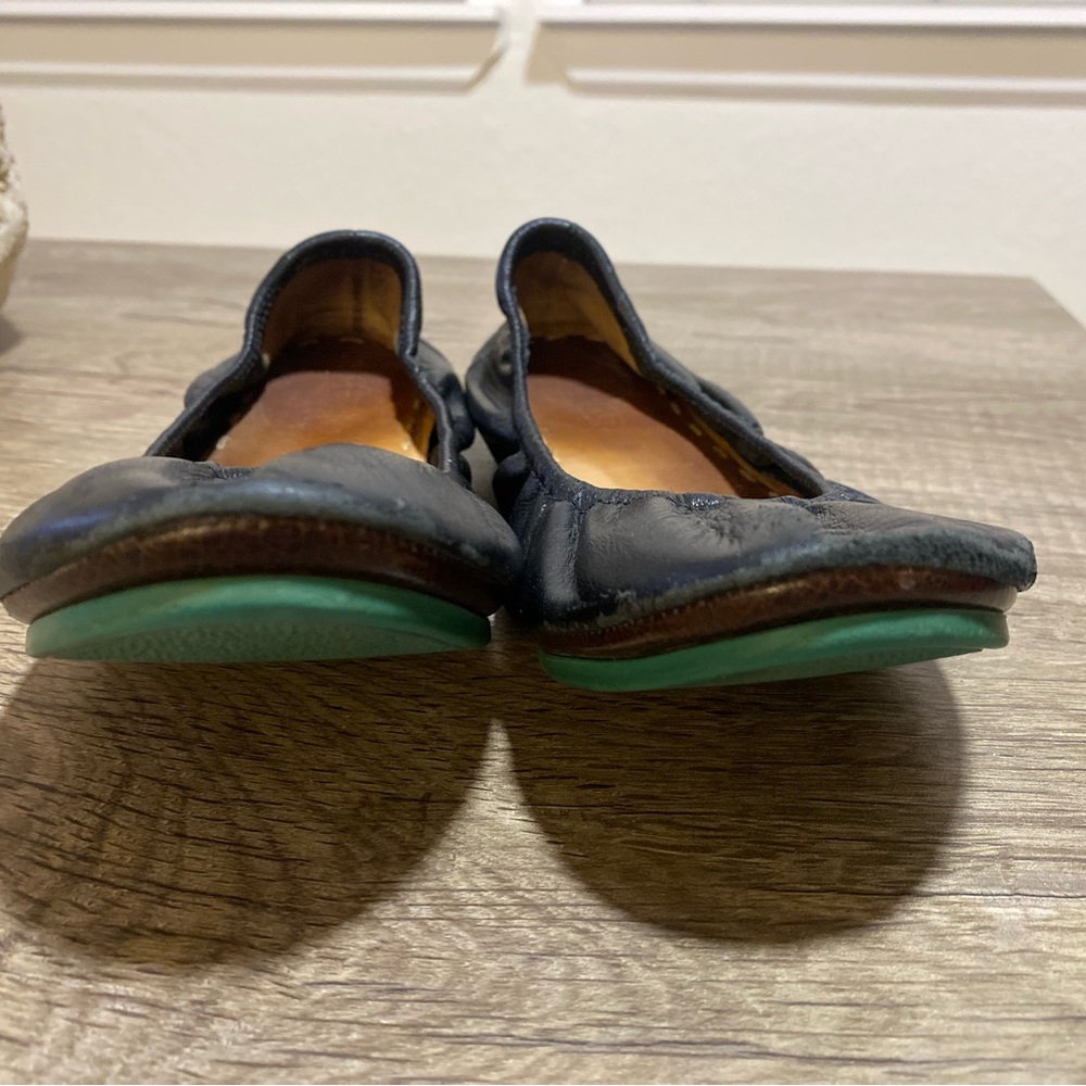 Tieks Black Leather Women's Ballet Flats - Picture 2 of 9